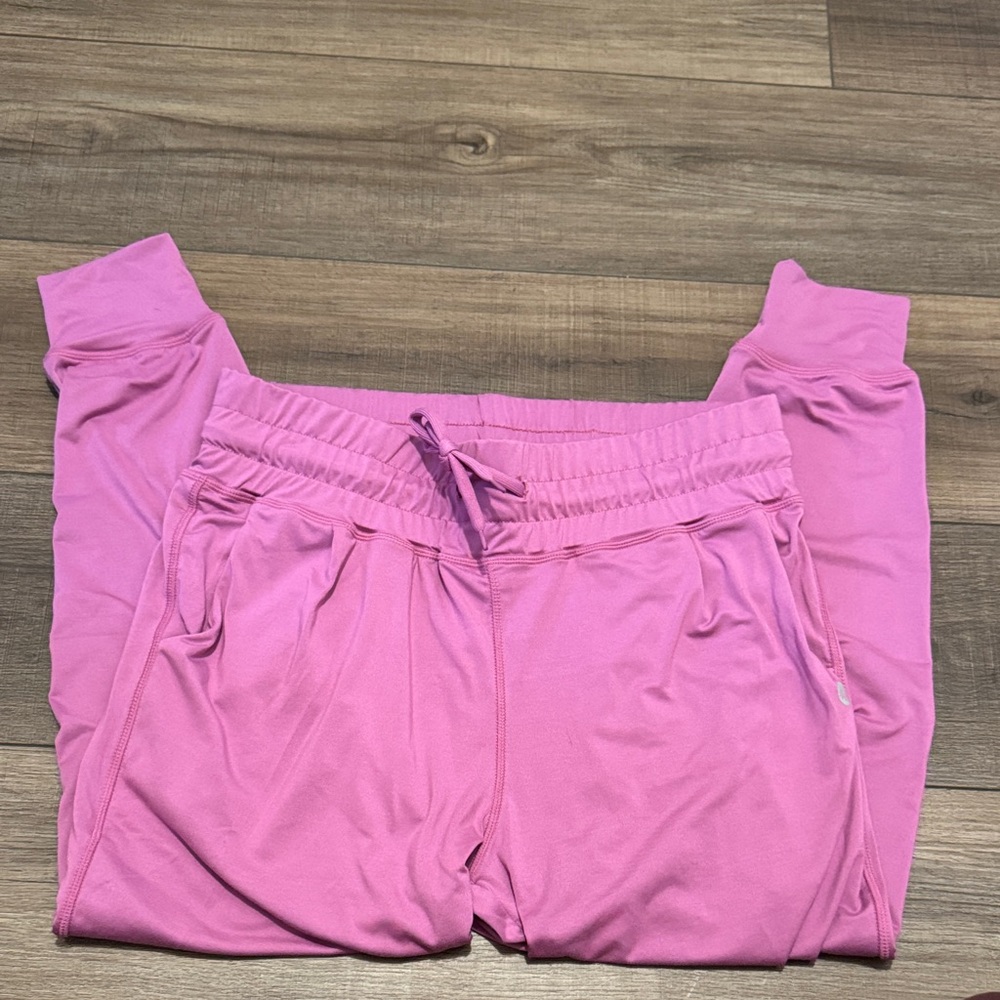 SENITA Athletics Weekend Jogger